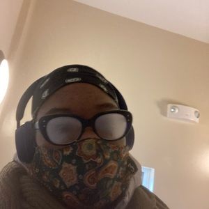 Meet your Posher, Harmony